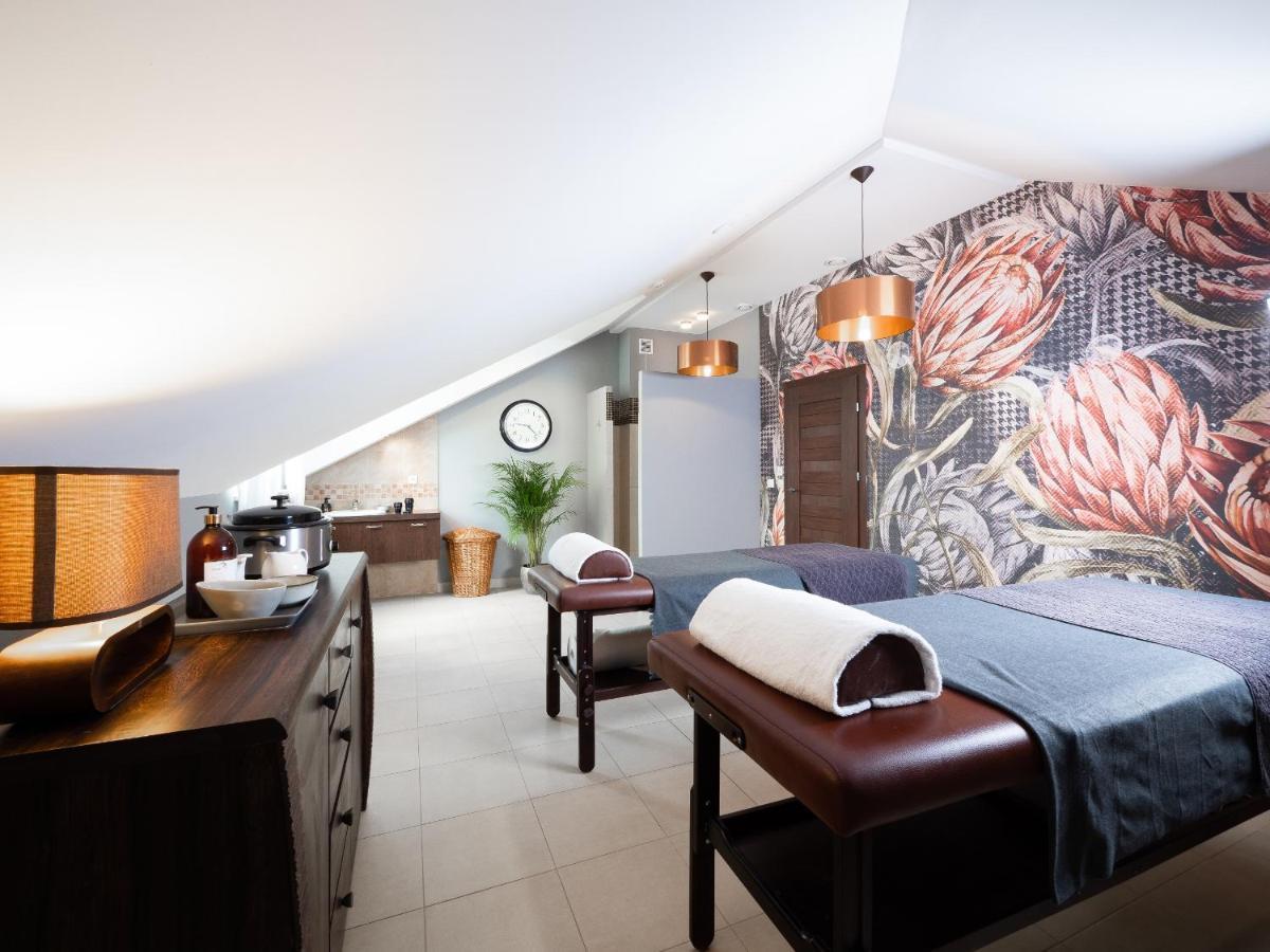 Hotel Sobienie Krolewskie Sobienie Szlacheckie Luaran gambar