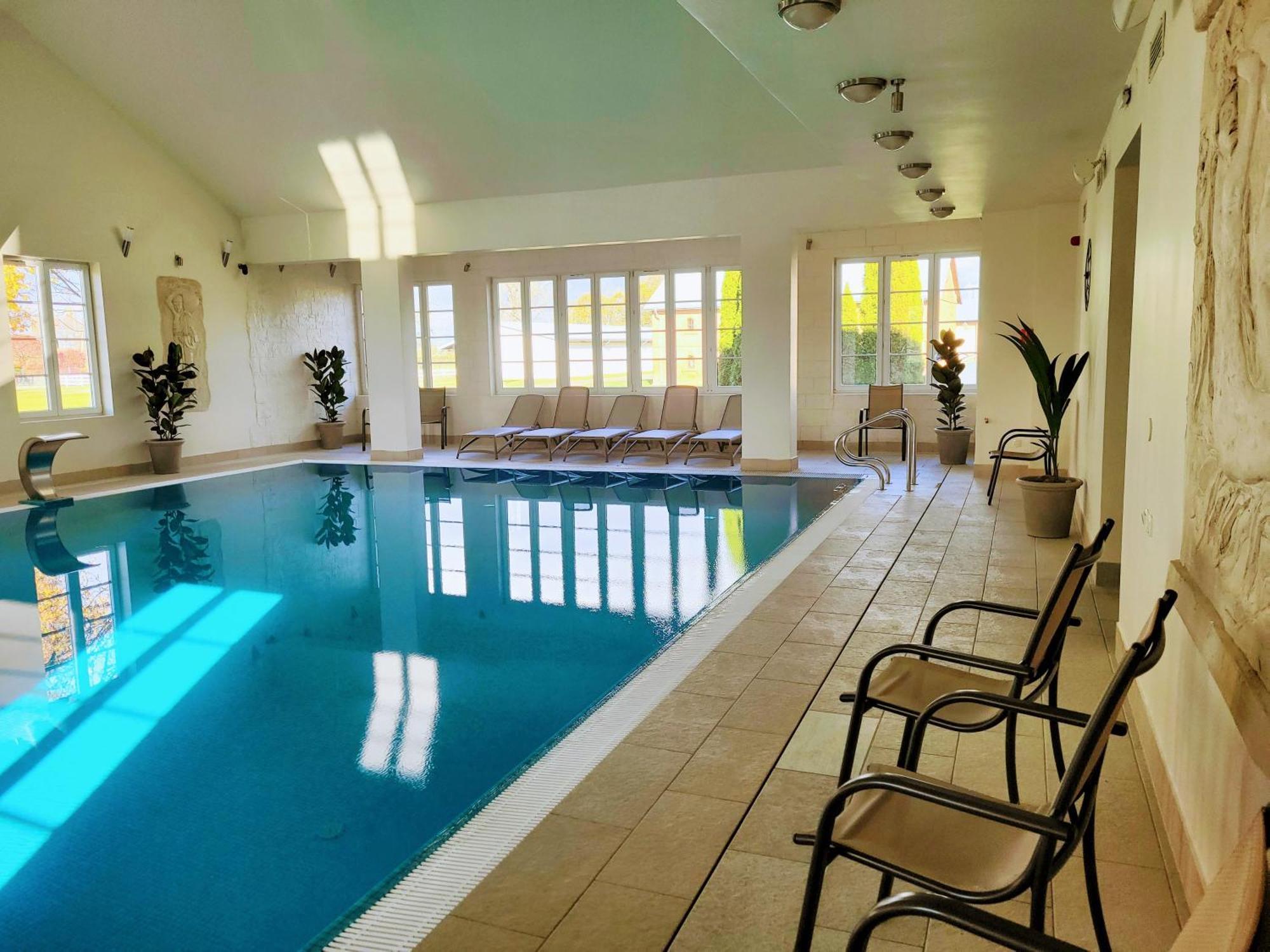 Hotel Sobienie Krolewskie Sobienie Szlacheckie Luaran gambar