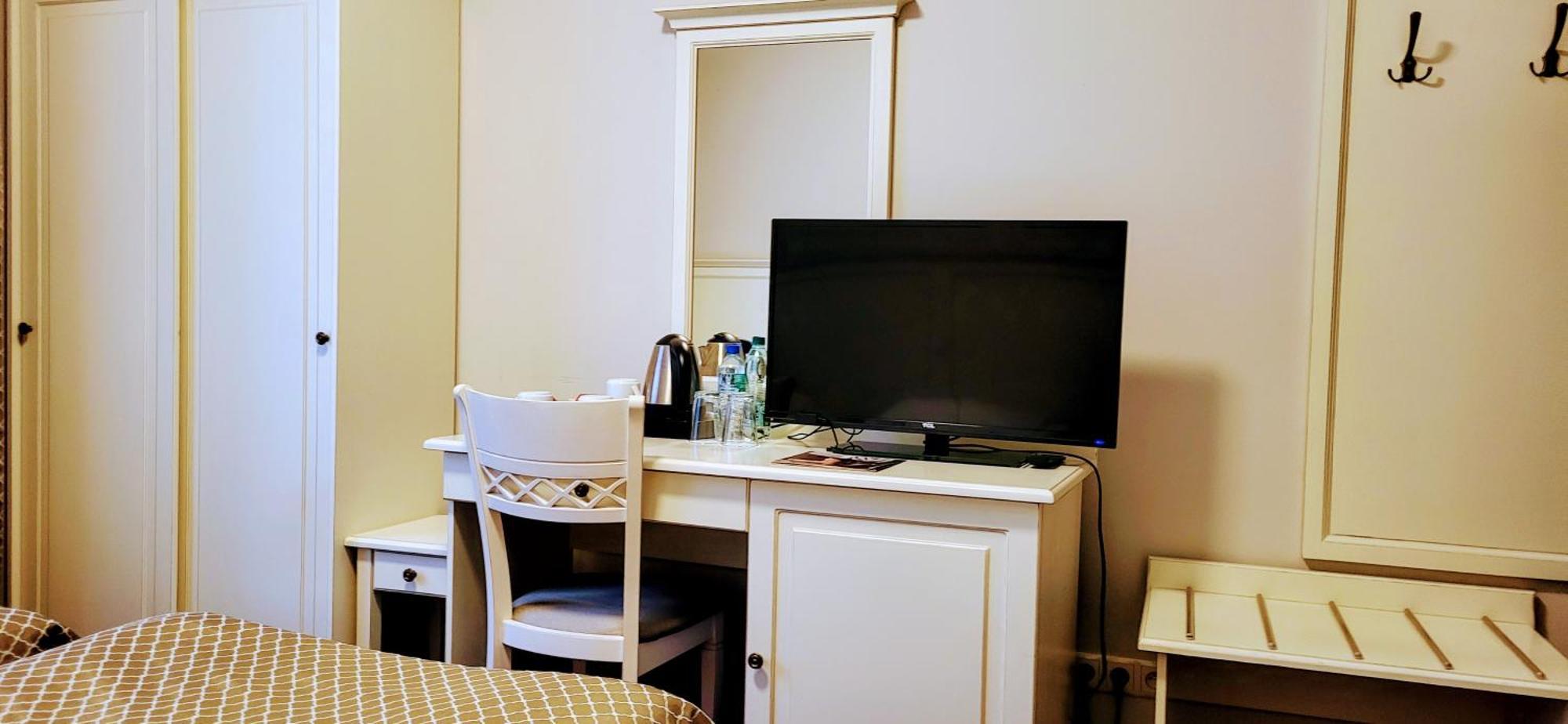 Hotel Sobienie Krolewskie Sobienie Szlacheckie Luaran gambar