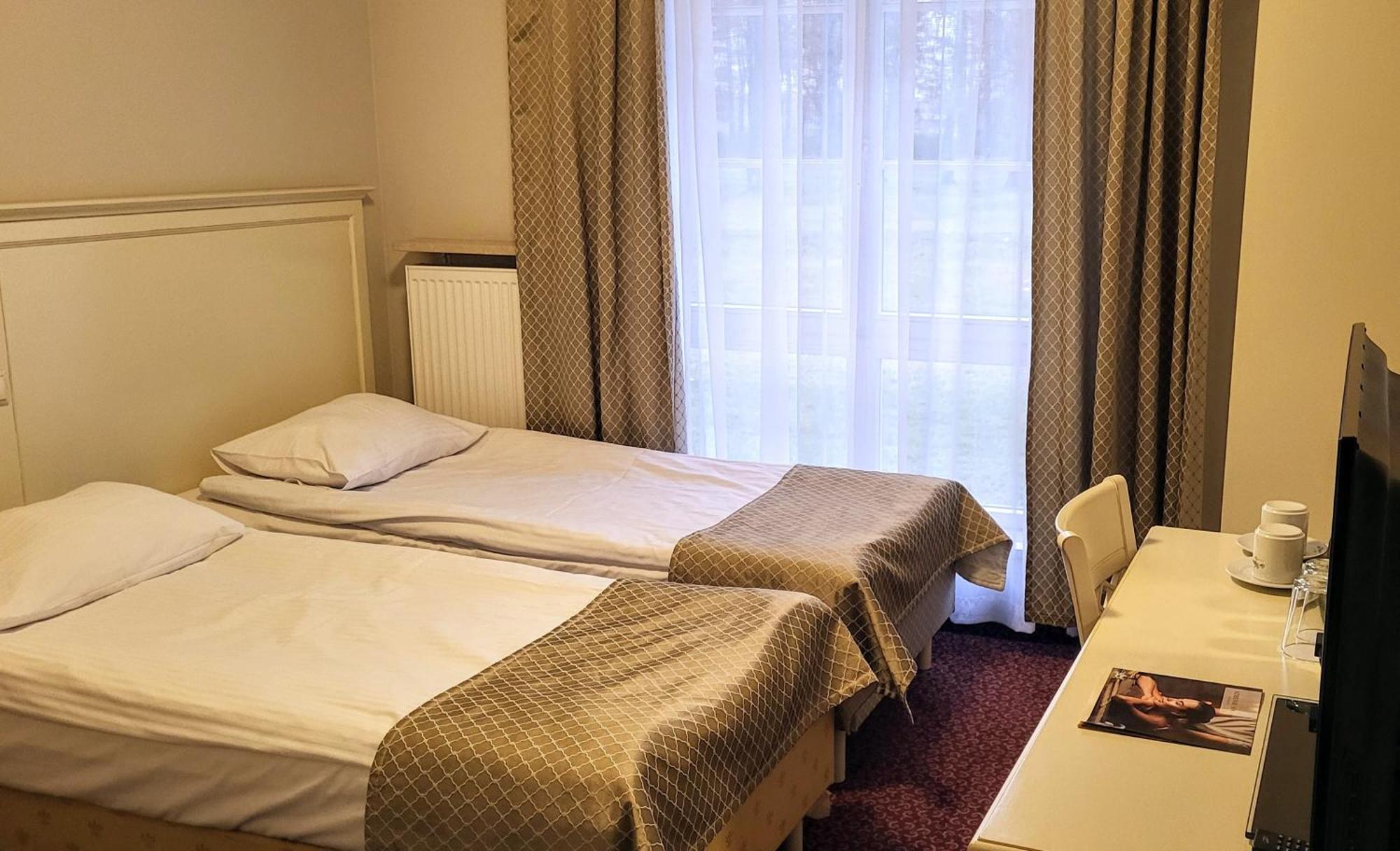 Hotel Sobienie Krolewskie Sobienie Szlacheckie Luaran gambar