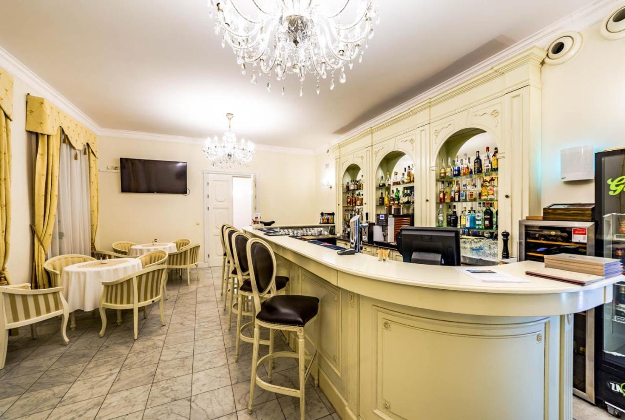 Hotel Sobienie Krolewskie Sobienie Szlacheckie Luaran gambar