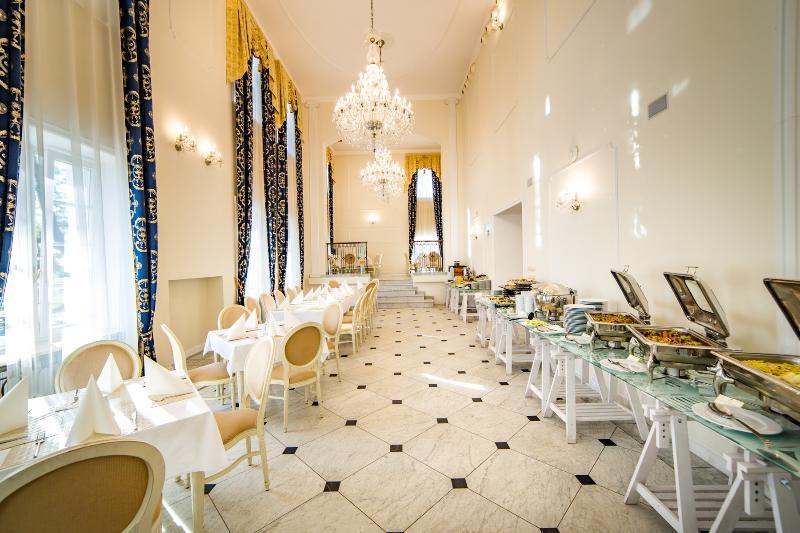 Hotel Sobienie Krolewskie Sobienie Szlacheckie Luaran gambar