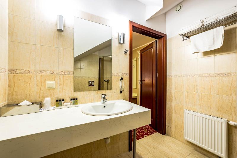 Hotel Sobienie Krolewskie Sobienie Szlacheckie Luaran gambar
